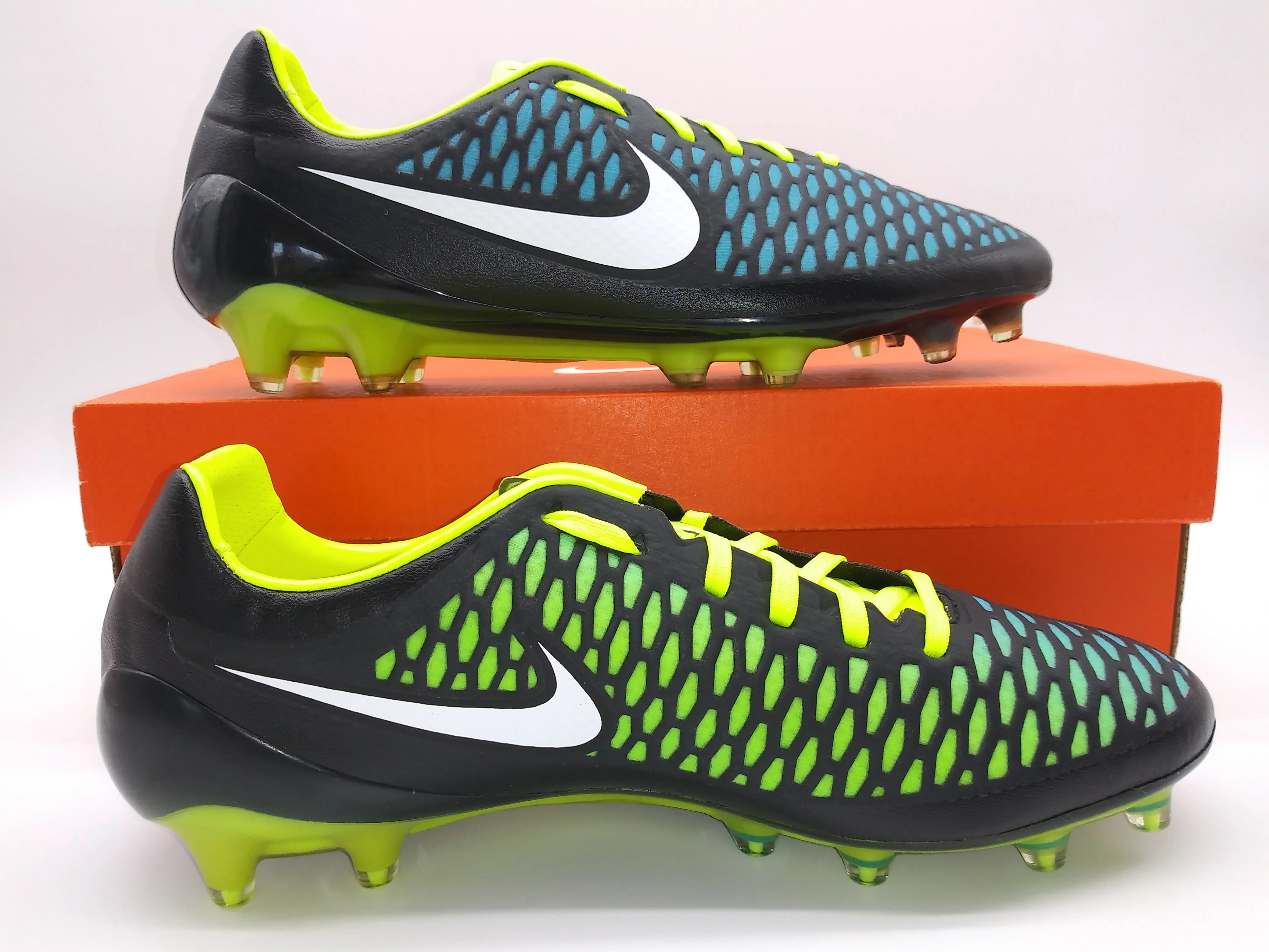 Nike Magista Opus FG Black Blue