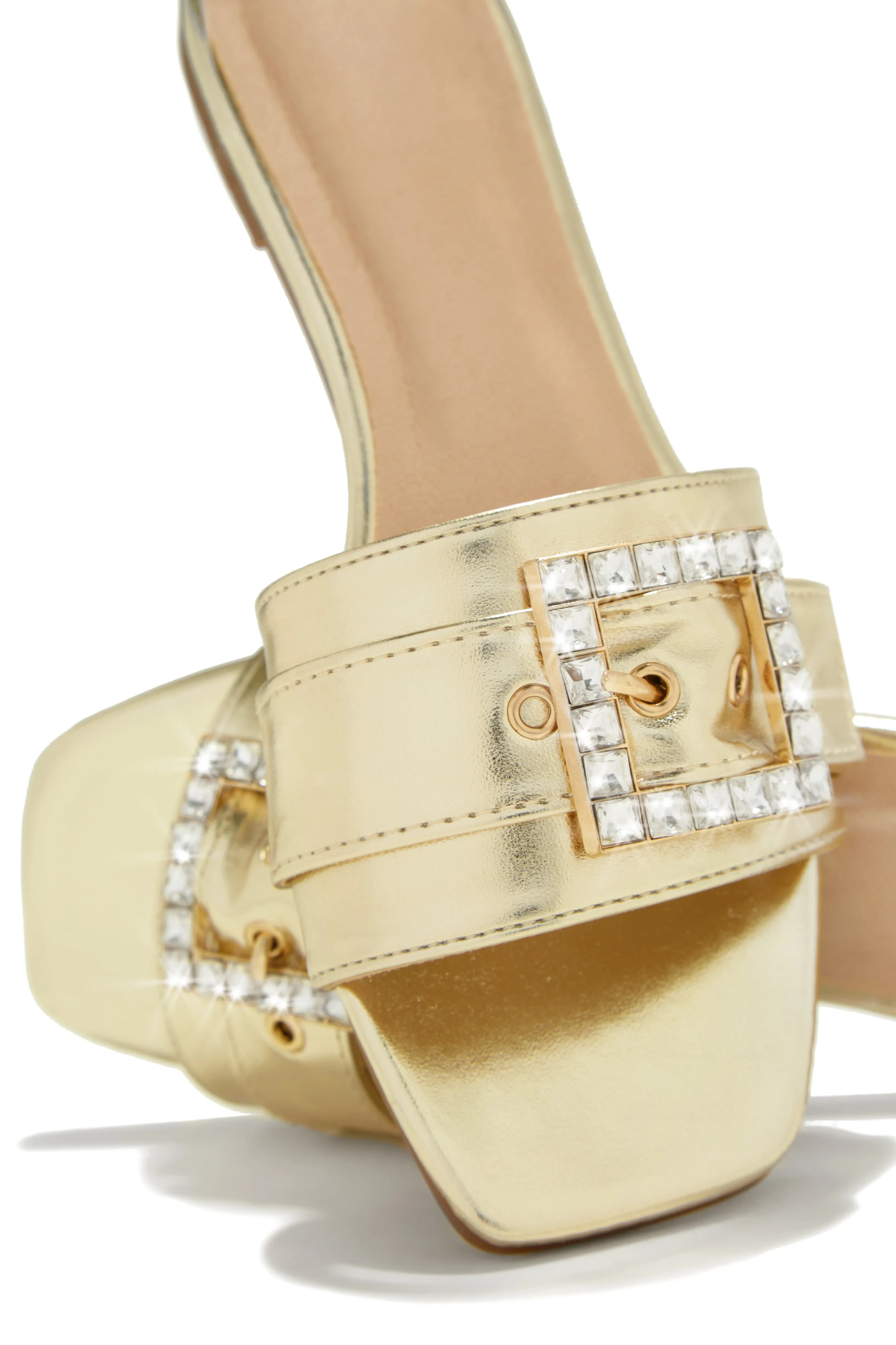 Summer Solstice Embellished Buckle Slip On Sandals - Gold