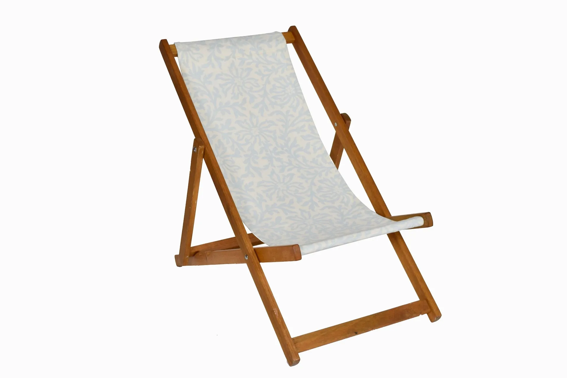 V&A Collaboration Clematis Print Deckchair - Powder Blue